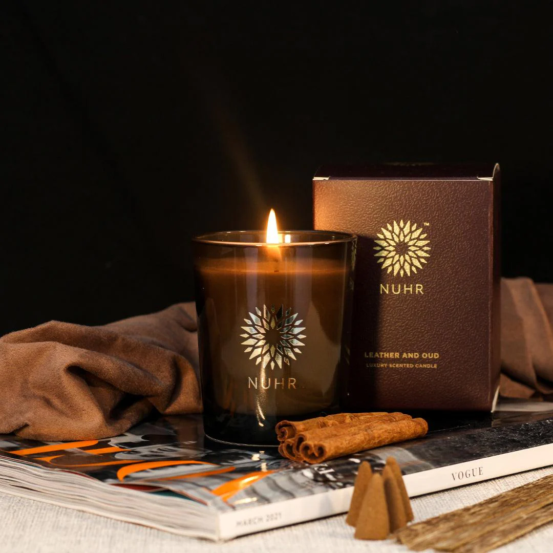 Leather and Oud Luxury Scented Candle - Image 4