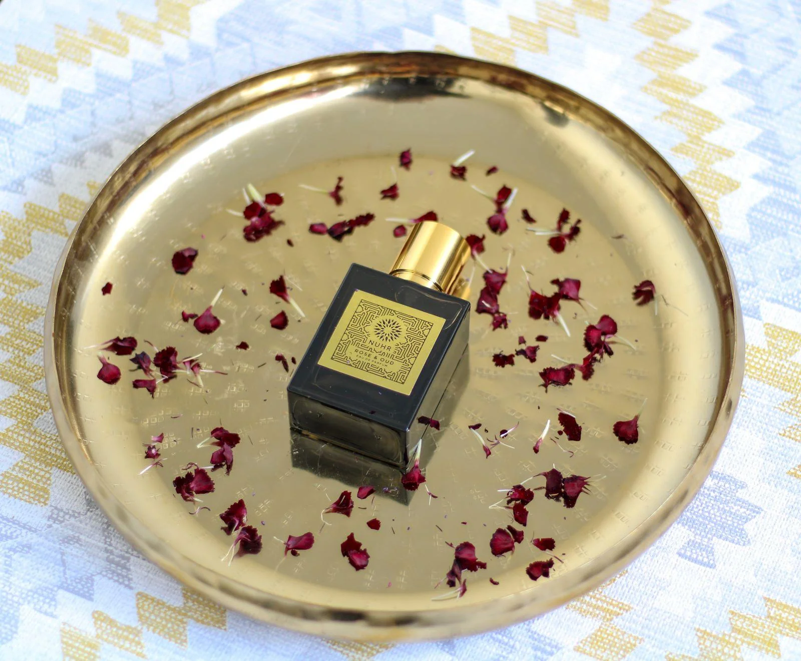Oud & Amber Perfume - Image 5