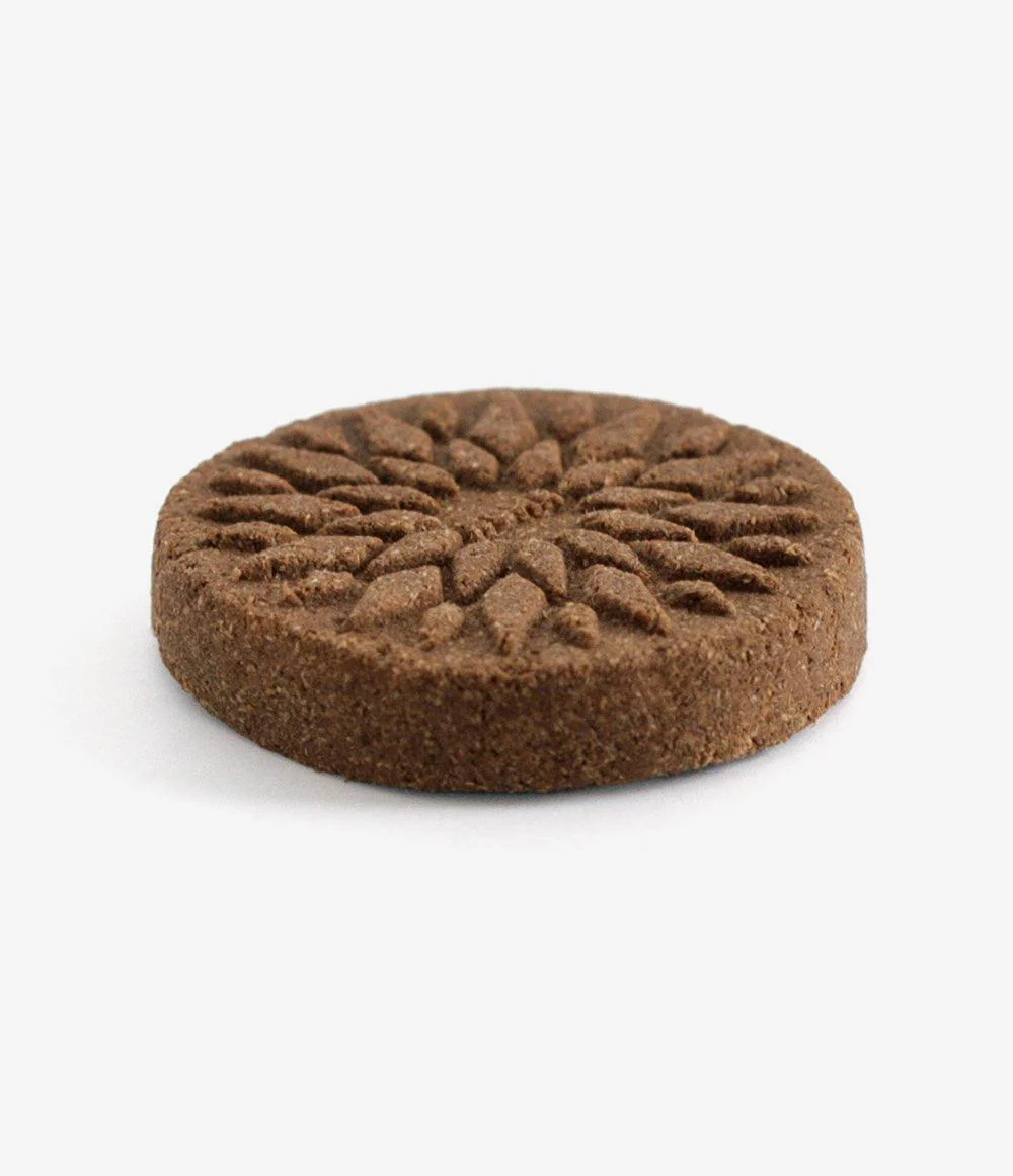 Oud and Amber Bakhoor Bricks 50g - Image 4
